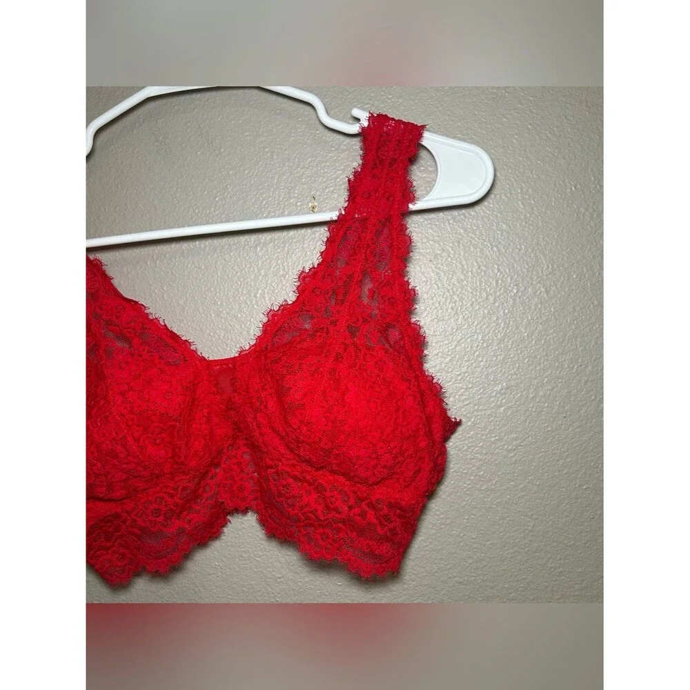 Aerie Red Floral Eyelash Lace Padded Plunge Bralette Bra Women’s Size Medium